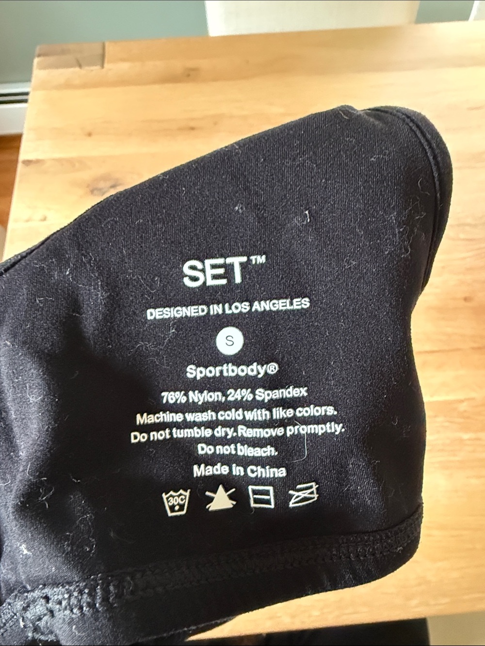 SET Active Black V-Neck Sports Bra with Logo - Picture 2 of 2